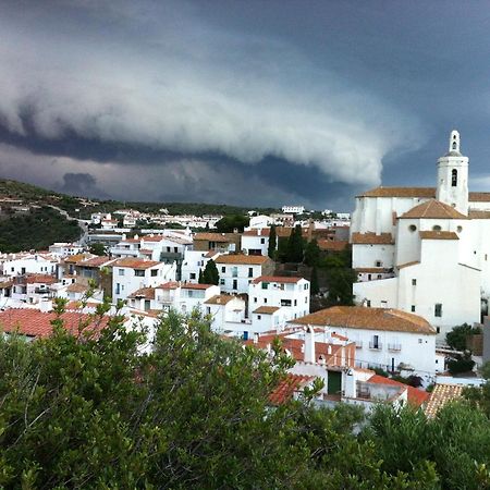 Apartamento Con Vistas Al Mar กาดาเกส ภายนอก รูปภาพ
