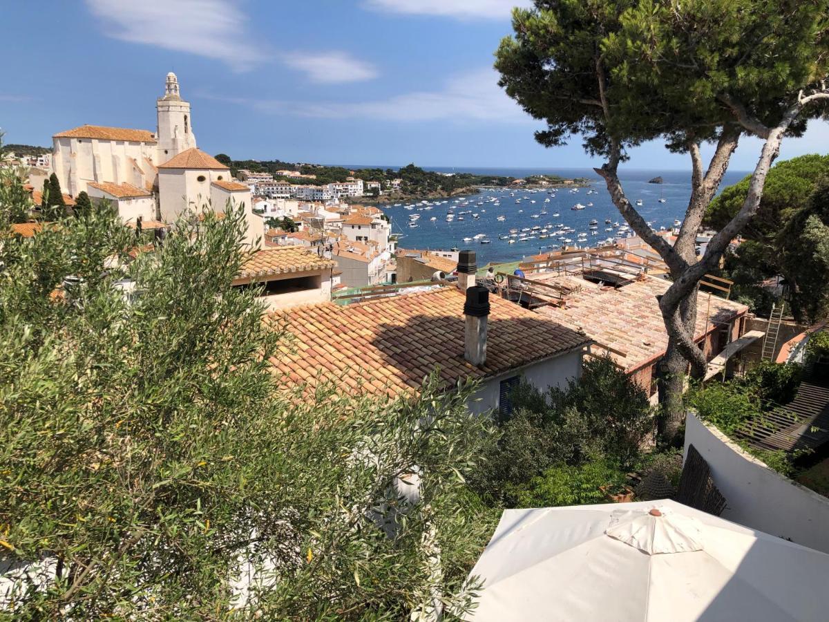 Apartamento Con Vistas Al Mar กาดาเกส ภายนอก รูปภาพ