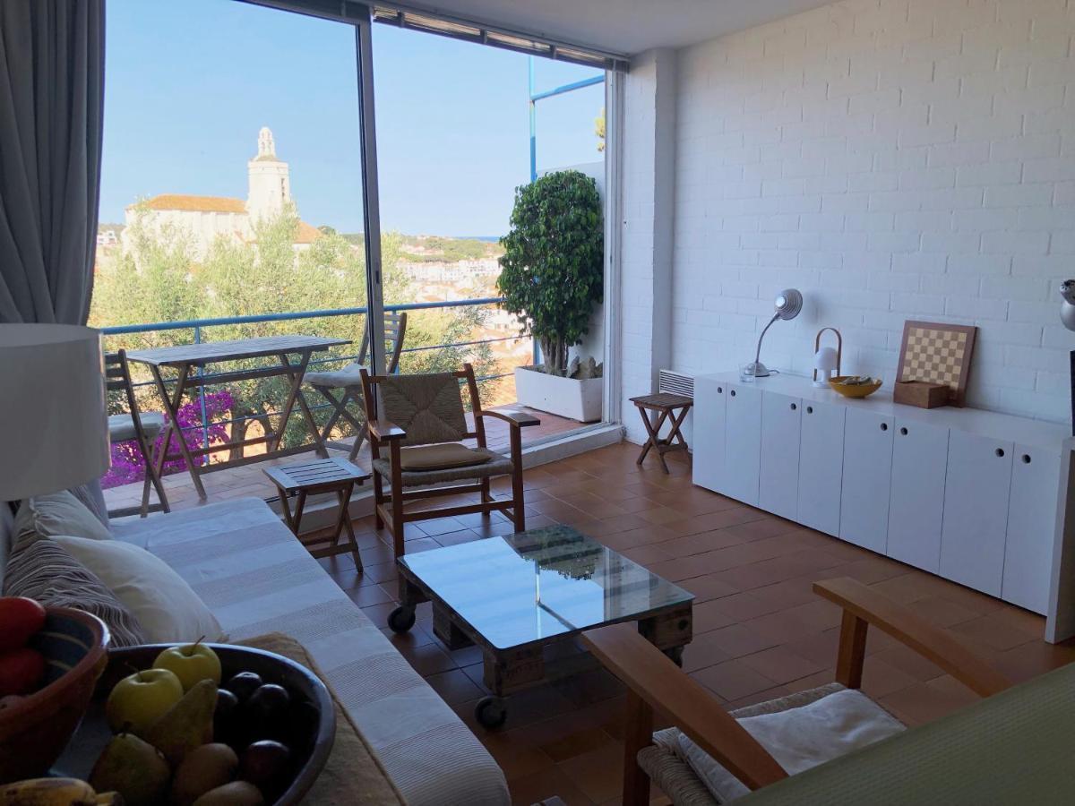 Apartamento Con Vistas Al Mar กาดาเกส ภายนอก รูปภาพ
