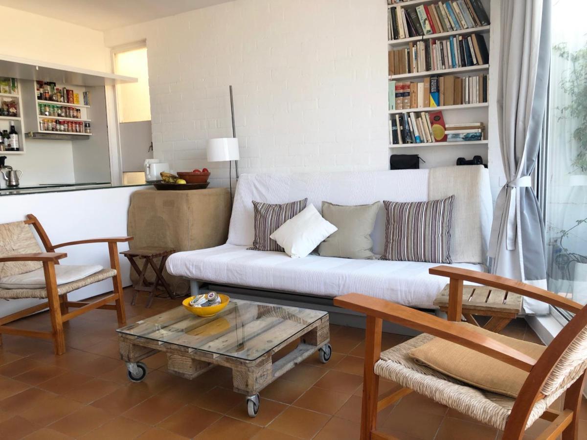 Apartamento Con Vistas Al Mar กาดาเกส ภายนอก รูปภาพ